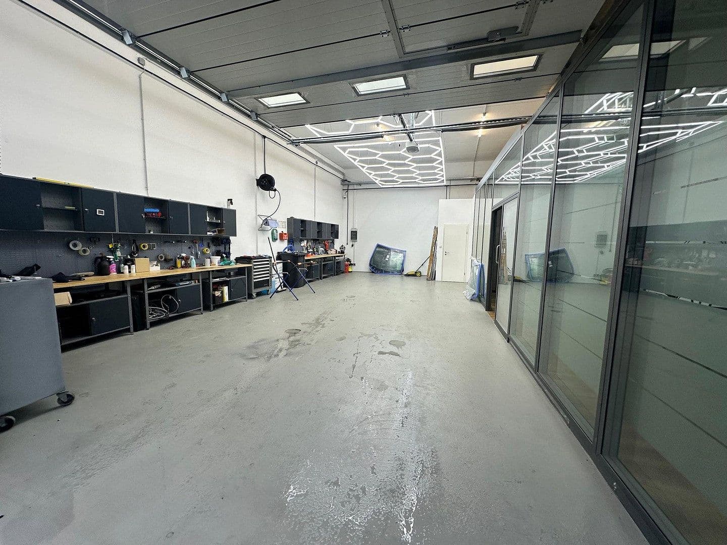 Prenájom nebytového priestoru 70 m², Griesheim, Hesensko Prenájom nebytového priestoru 70 m², Griesheim, Hesensko