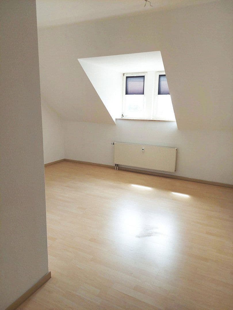 Prenájom bytu 2-izbový 62 m², Conrad Clauß Straße 20, Hohenstein-Ernstthal, Sasko Prenájom bytu 2-izbový 62 m², Conrad Clauß Straße 20, Hohenstein-Ernstthal, Sasko