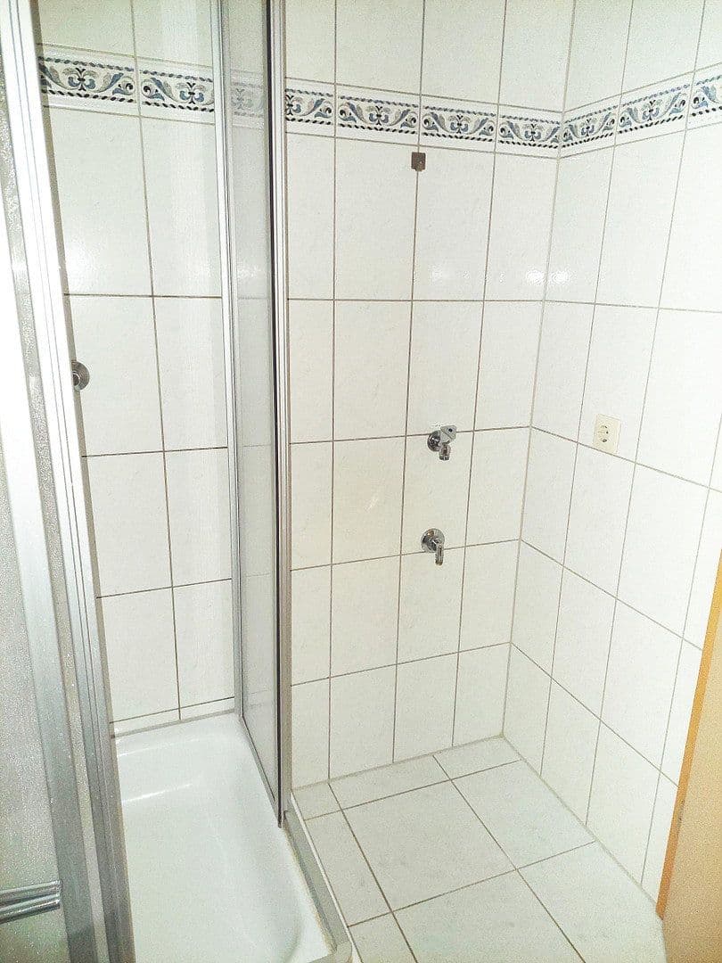 Prenájom bytu 2-izbový 62 m², Conrad Clauß Straße 20, Hohenstein-Ernstthal, Sasko Prenájom bytu 2-izbový 62 m², Conrad Clauß Straße 20, Hohenstein-Ernstthal, Sasko