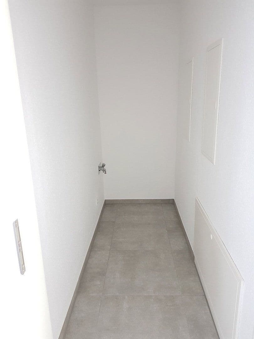 Prenájom bytu 3-izbový 73 m², Schliengen, Bádensko-Wurttembersko Prenájom bytu 3-izbový 73 m², Schliengen, Bádensko-Wurttembersko