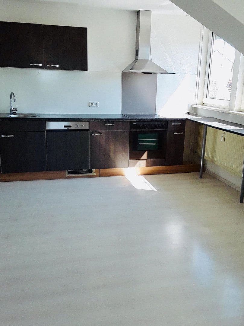 Prenájom bytu 3-izbový 90 m², Bobingen, Bavorsko Prenájom bytu 3-izbový 90 m², Bobingen, Bavorsko