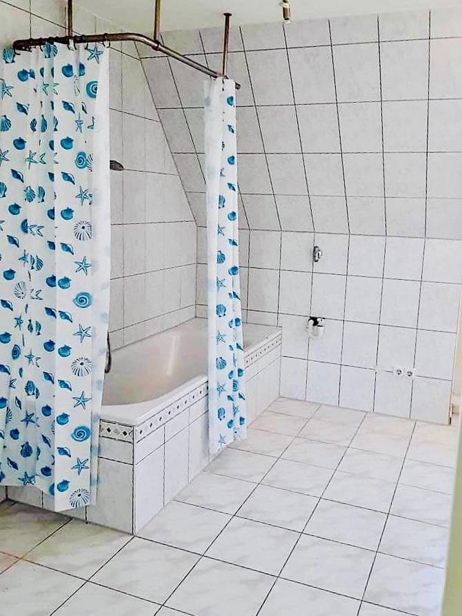 Prenájom bytu 3-izbový 90 m², Bobingen, Bavorsko Prenájom bytu 3-izbový 90 m², Bobingen, Bavorsko