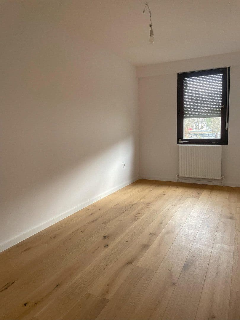 Predaj domu 132 m², pozemek 218 m², Unterschleißheim, Bavorsko Predaj domu 132 m², pozemek 218 m², Unterschleißheim, Bavorsko