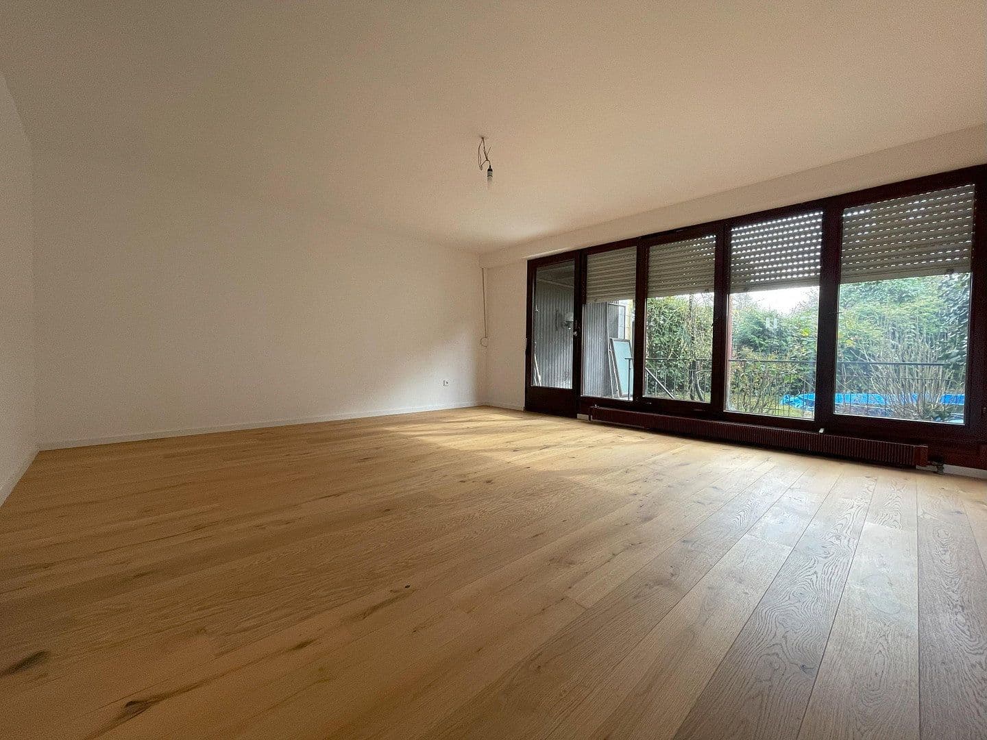 Predaj domu 132 m², pozemek 218 m², Unterschleißheim, Bavorsko Predaj domu 132 m², pozemek 218 m², Unterschleißheim, Bavorsko