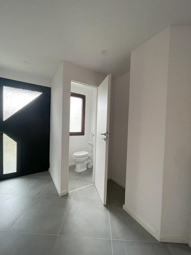 Predaj domu 132 m², pozemek 218 m², Unterschleißheim, Bavorsko Predaj domu 132 m², pozemek 218 m², Unterschleißheim, Bavorsko