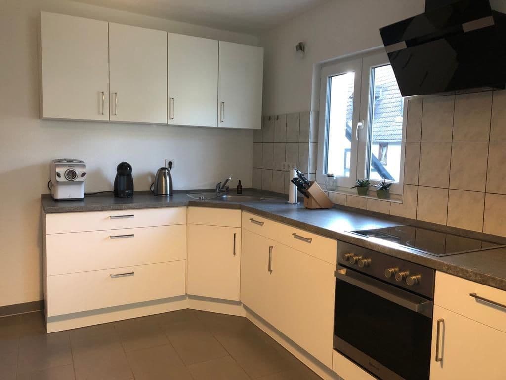 Prenájom bytu 2-izbový 77 m², Brunnenstr. 1, Hünfelden, Hesensko Prenájom bytu 2-izbový 77 m², Brunnenstr. 1, Hünfelden, Hesensko