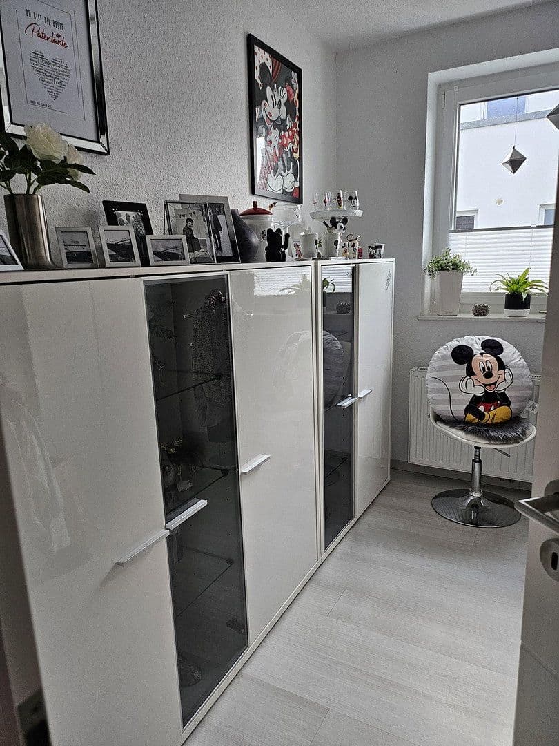 Prenájom bytu 3-izbový 83 m², Wilhelmshaven, Dolné Sasko Prenájom bytu 3-izbový 83 m², Wilhelmshaven, Dolné Sasko