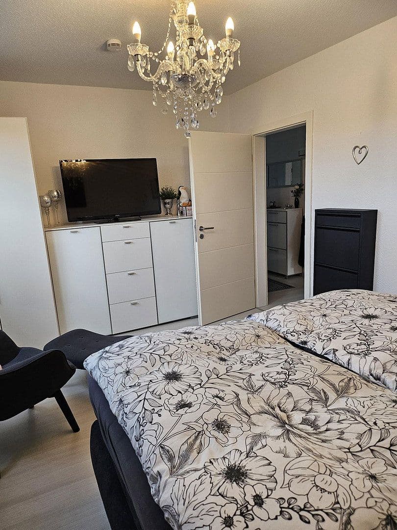 Prenájom bytu 3-izbový 83 m², Wilhelmshaven, Dolné Sasko Prenájom bytu 3-izbový 83 m², Wilhelmshaven, Dolné Sasko