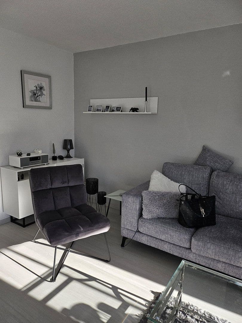 Prenájom bytu 3-izbový 83 m², Wilhelmshaven, Dolné Sasko Prenájom bytu 3-izbový 83 m², Wilhelmshaven, Dolné Sasko