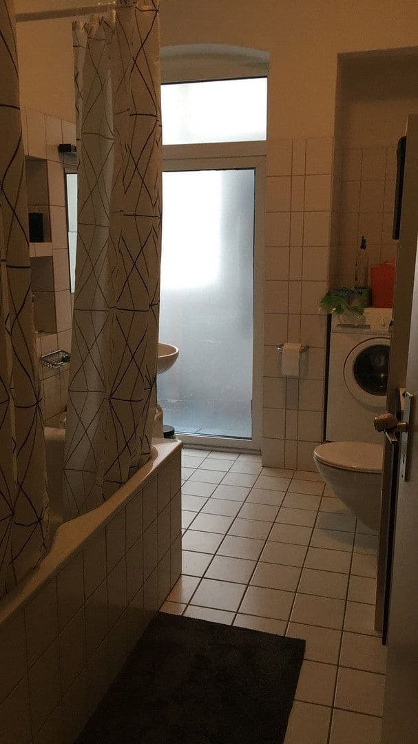 Prenájom bytu 4-izbový 95 m², Fockstrasse 26, Kiel, Šlezvicko-Holštajnsko Prenájom bytu 4-izbový 95 m², Fockstrasse 26, Kiel, Šlezvicko-Holštajnsko