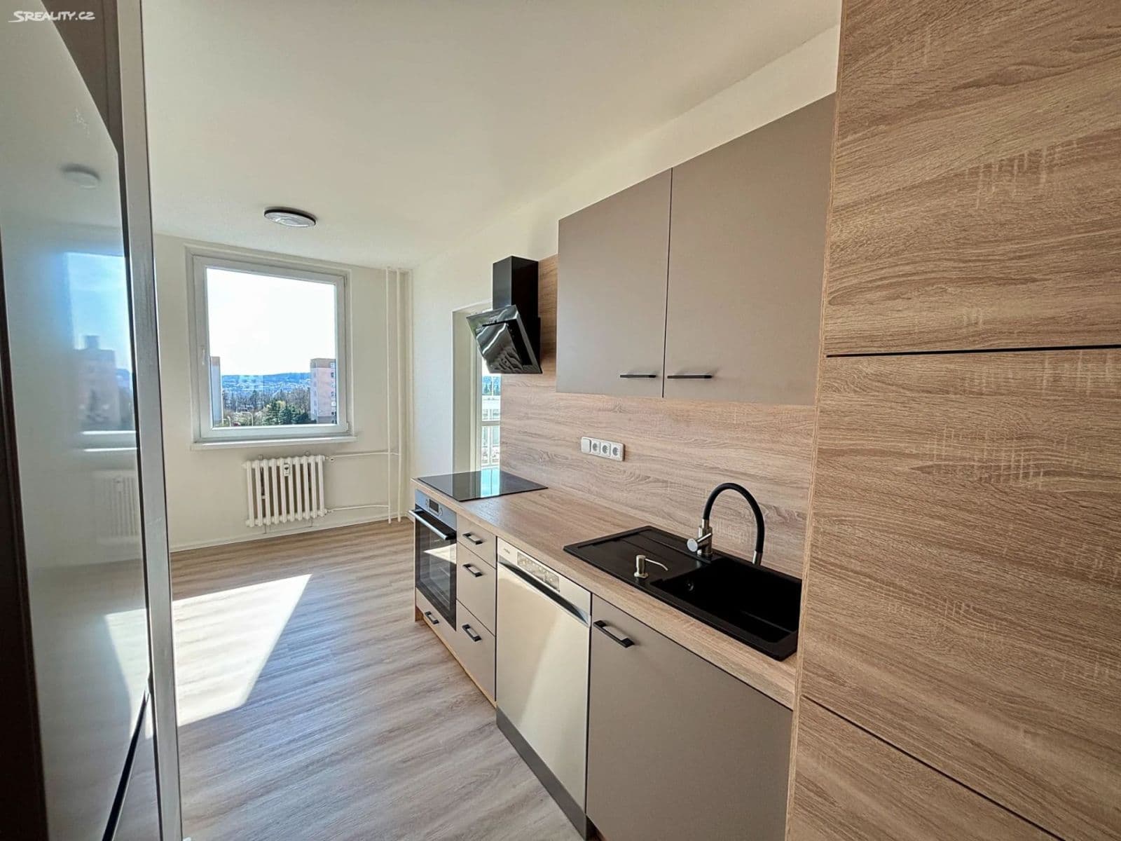 Prenájom bytu 3-izbový 72 m², Krynická, Praha, Praha Prenájom bytu 3-izbový 72 m², Krynická, Praha, Praha