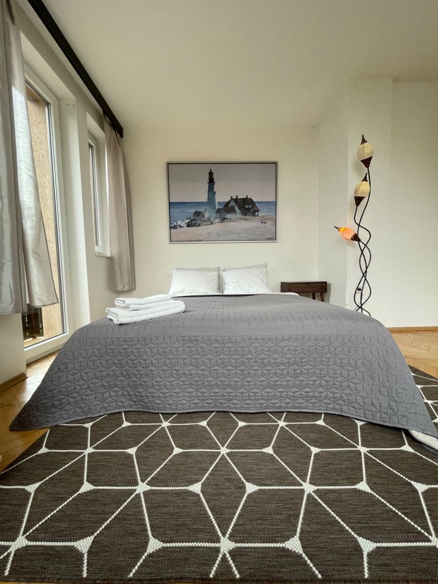 Prenájom domu 45 m², pozemek 15 m², Šulekova, Bratislava - mestská časť Staré Mesto, Bratislavský kraj Prenájom domu 45 m², pozemek 15 m², Šulekova, Bratislava - mestská časť Staré Mesto, Bratislavský kraj