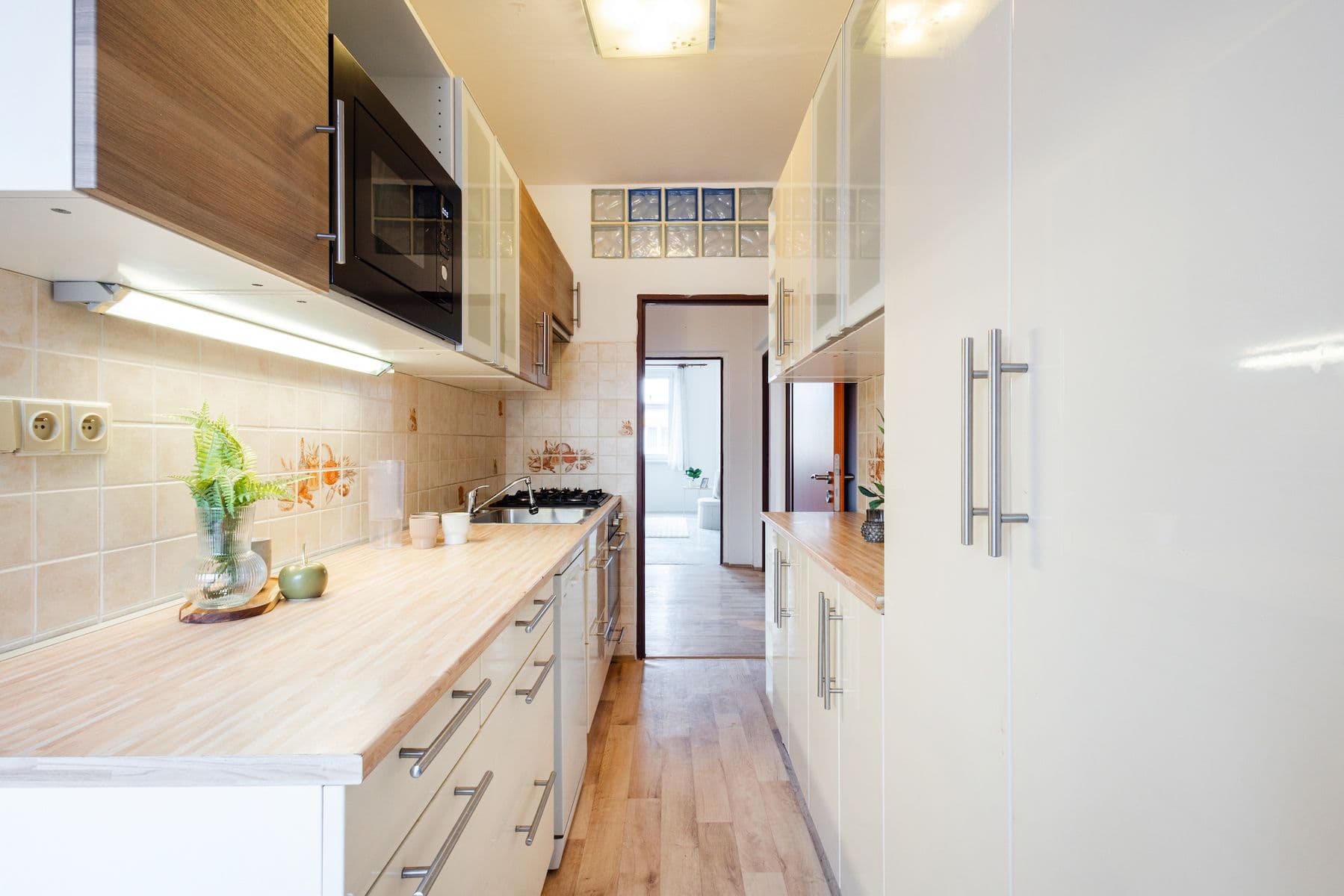 Predaj bytu 3-izbový 80 m², Nedašovská, Praha, Praha Predaj bytu 3-izbový 80 m², Nedašovská, Praha, Praha