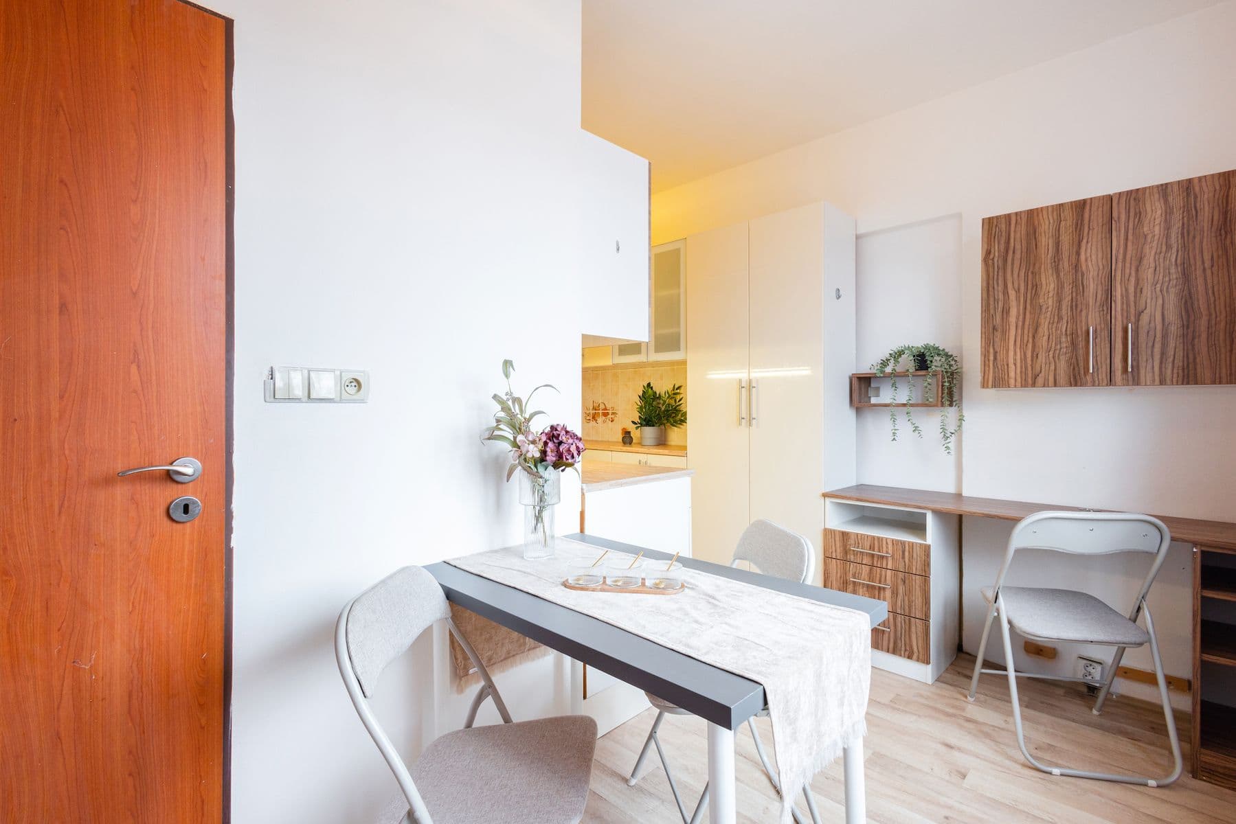 Predaj bytu 3-izbový 80 m², Nedašovská, Praha, Praha Predaj bytu 3-izbový 80 m², Nedašovská, Praha, Praha
