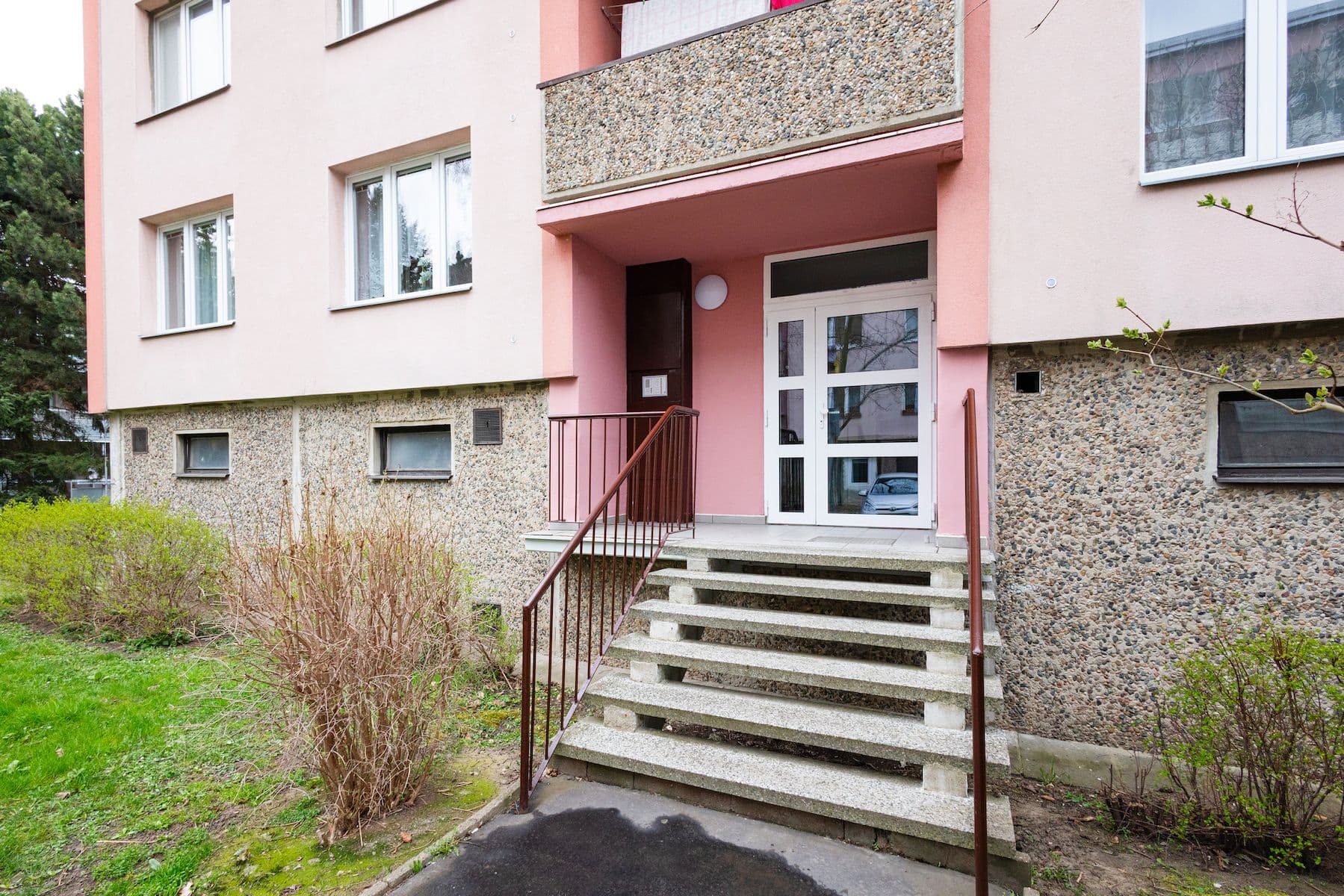 Predaj bytu 3-izbový 80 m², Nedašovská, Praha, Praha Predaj bytu 3-izbový 80 m², Nedašovská, Praha, Praha