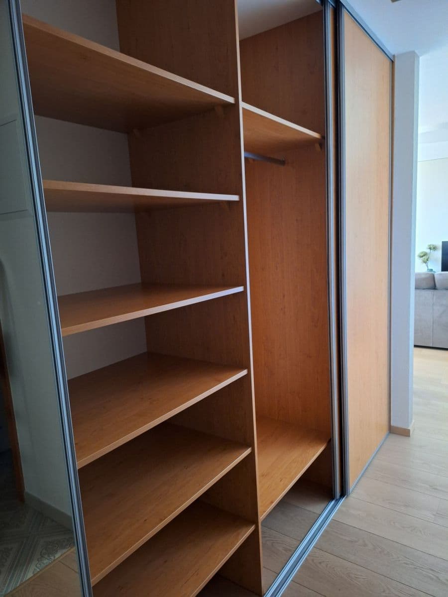Prenájom bytu 2-izbový 72 m², Majerníkova, Karlova Ves, Bratislavský kraj Prenájom bytu 2-izbový 72 m², Majerníkova, Karlova Ves, Bratislavský kraj