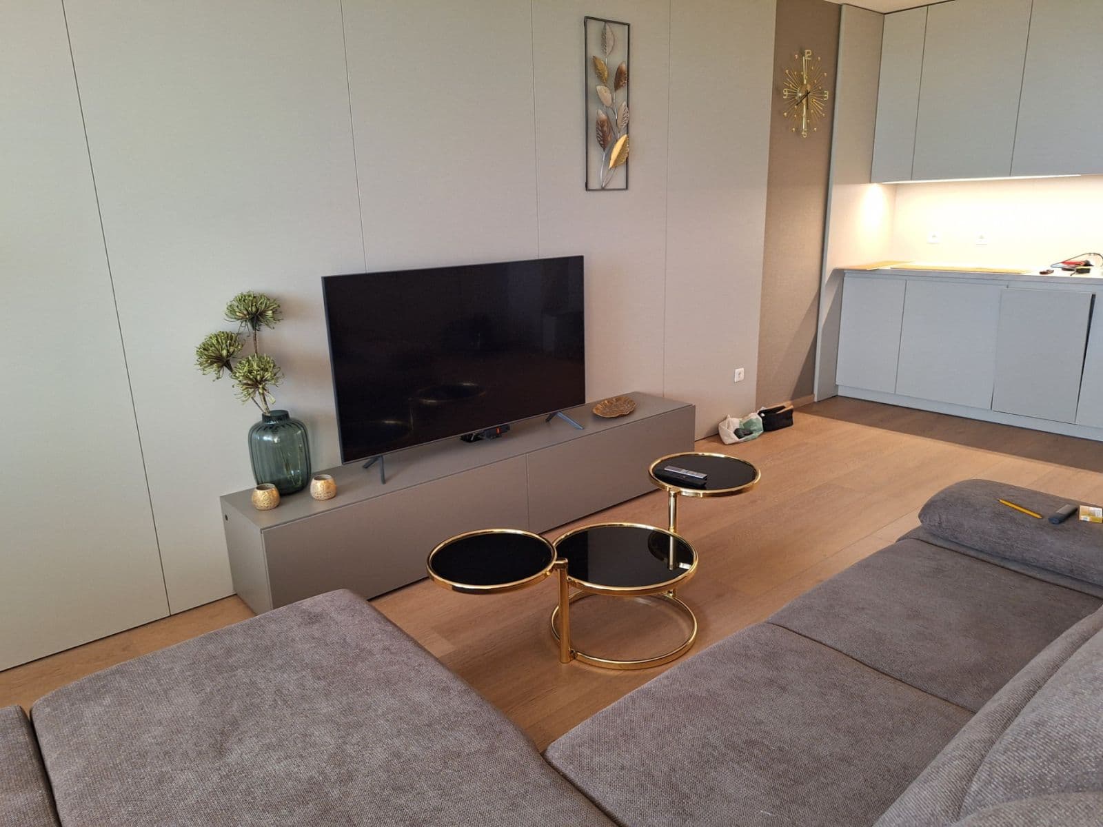 Prenájom bytu 2-izbový 72 m², Majerníkova, Karlova Ves, Bratislavský kraj Prenájom bytu 2-izbový 72 m², Majerníkova, Karlova Ves, Bratislavský kraj
