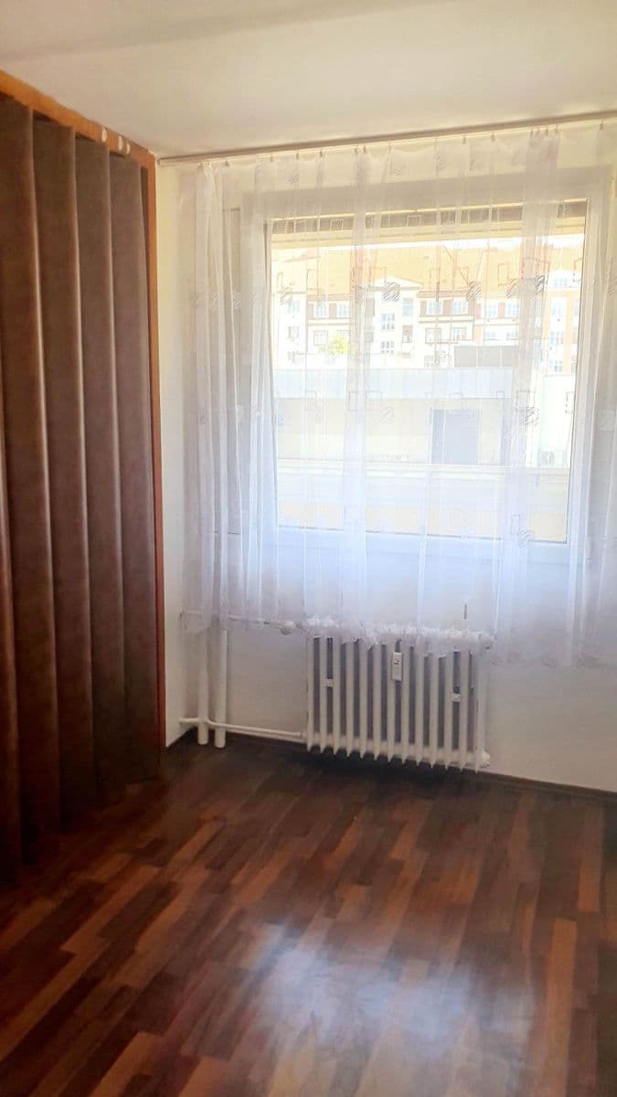 Prenájom bytu 2-izbový 45 m², Nad Ohradou, Praha, Praha Prenájom bytu 2-izbový 45 m², Nad Ohradou, Praha, Praha