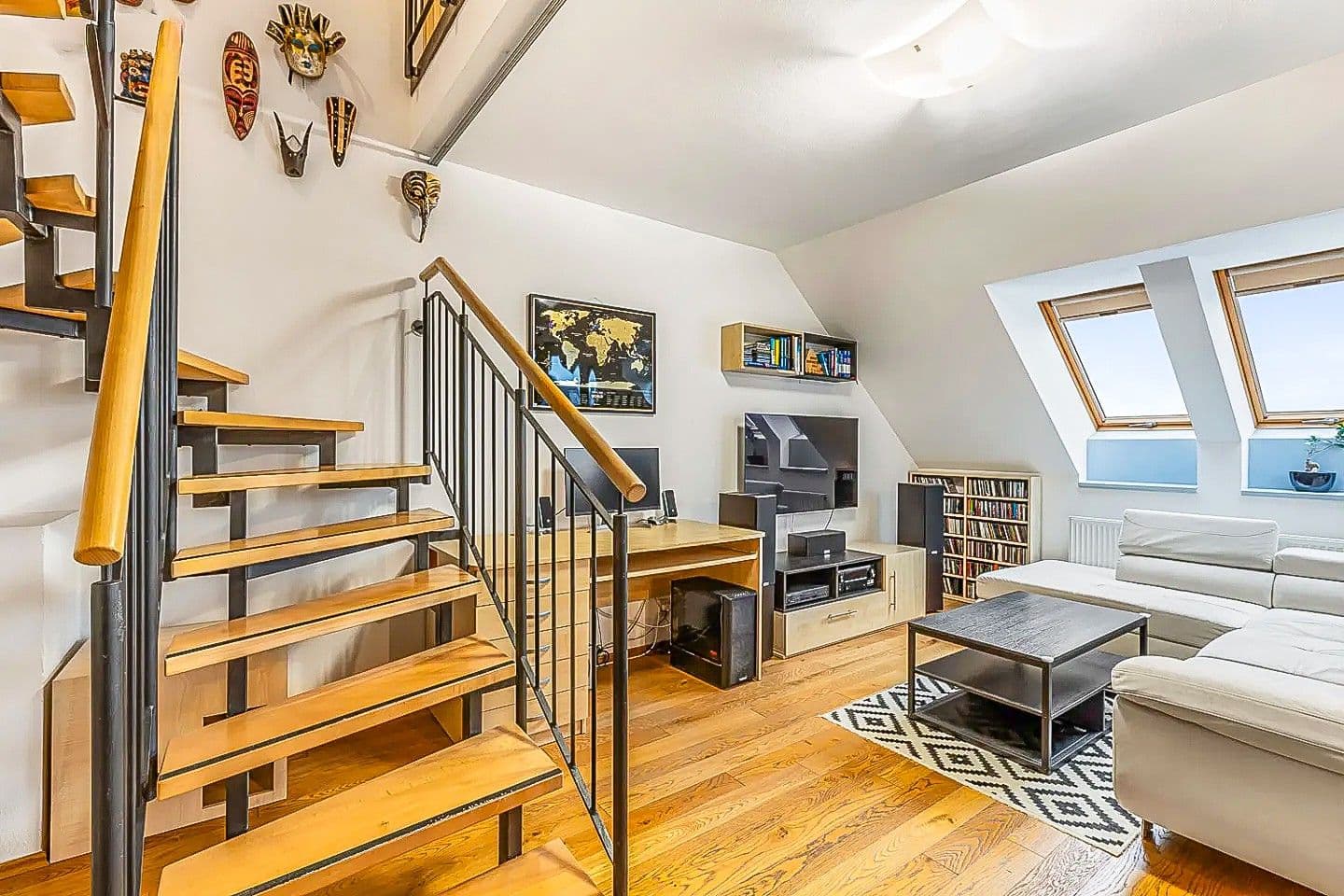 Predaj bytu 3-izbový 86 m², Starochodovská, Praha, Praha Predaj bytu 3-izbový 86 m², Starochodovská, Praha, Praha