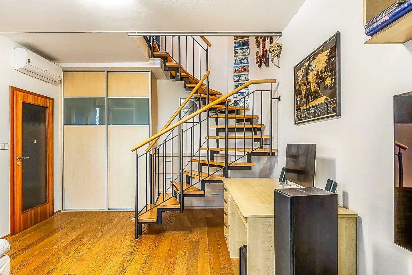 Predaj bytu 3-izbový 86 m², Starochodovská, Praha, Praha Predaj bytu 3-izbový 86 m², Starochodovská, Praha, Praha