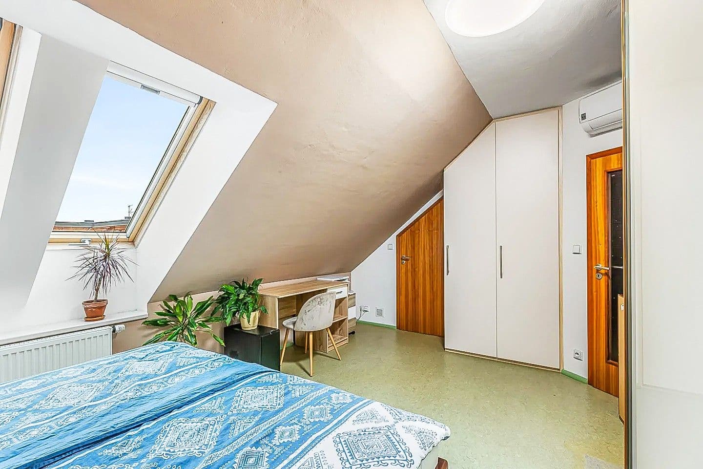 Predaj bytu 3-izbový 86 m², Starochodovská, Praha, Praha Predaj bytu 3-izbový 86 m², Starochodovská, Praha, Praha