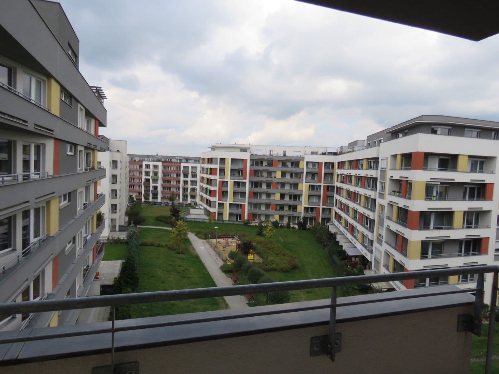 Predaj bytu 3-izbový 87 m², Sazovická, Praha, Praha Predaj bytu 3-izbový 87 m², Sazovická, Praha, Praha