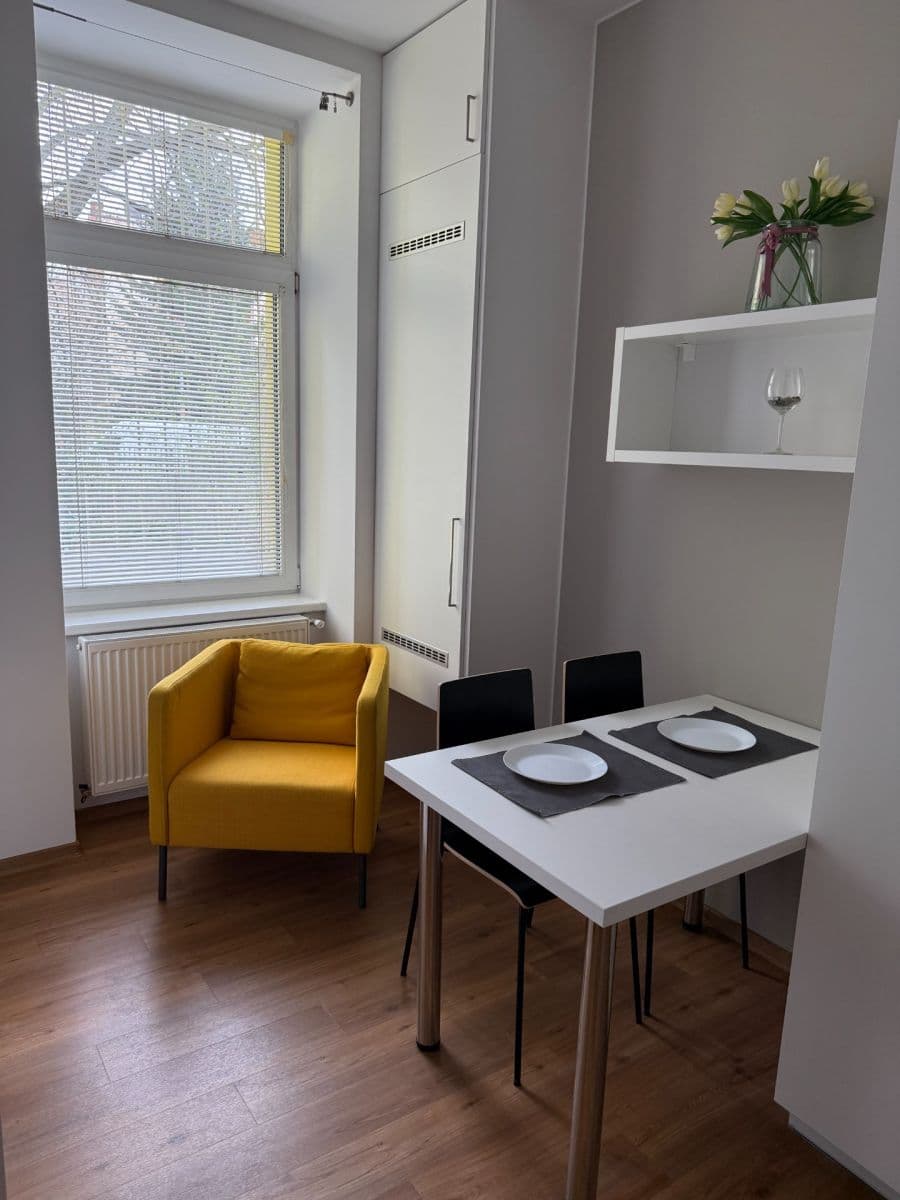 Prenájom nebytového priestoru 27 m², Vlhká, Brno, Jihomoravský kraj Prenájom nebytového priestoru 27 m², Vlhká, Brno, Jihomoravský kraj