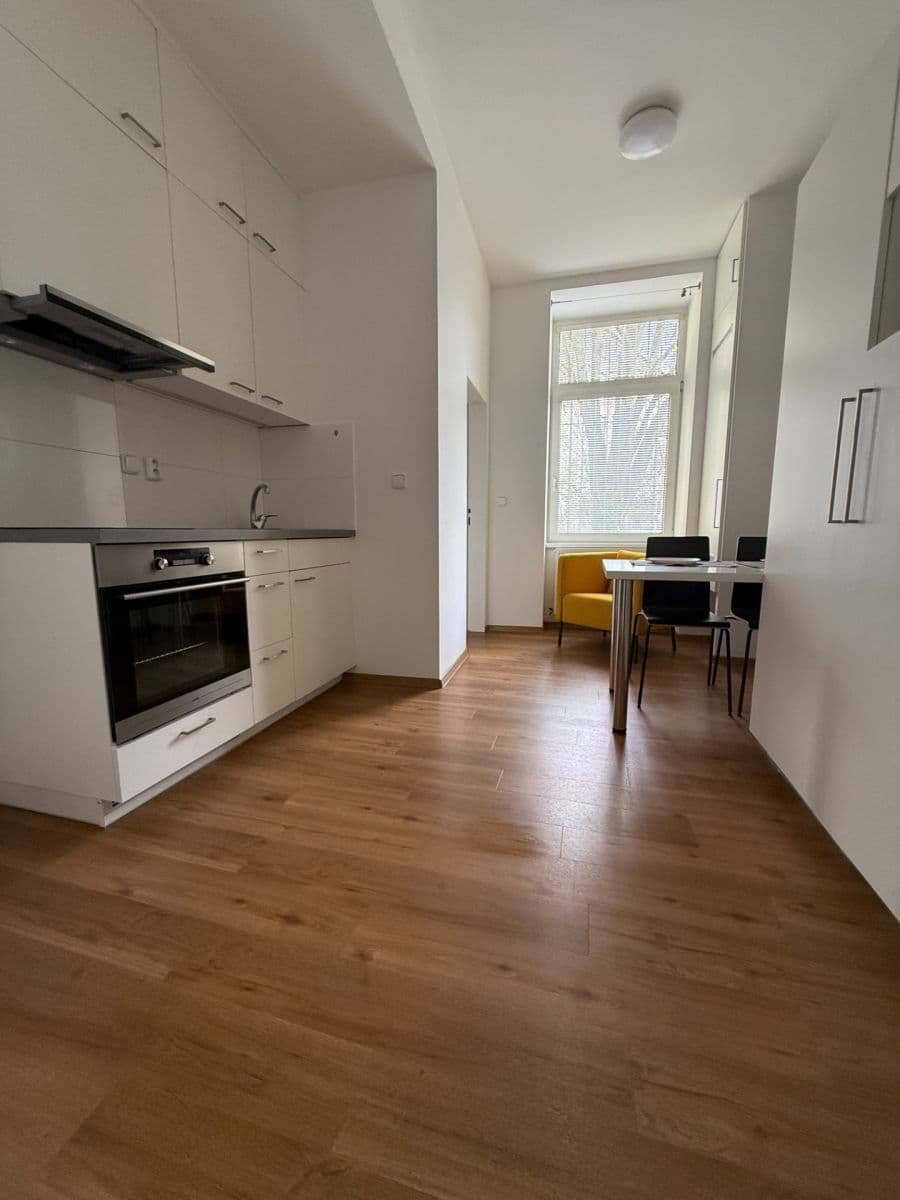 Prenájom nebytového priestoru 27 m², Vlhká, Brno, Jihomoravský kraj Prenájom nebytového priestoru 27 m², Vlhká, Brno, Jihomoravský kraj