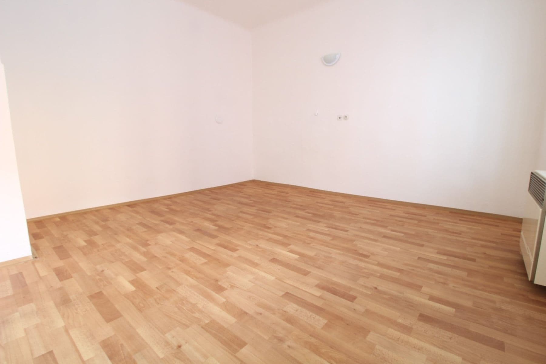Prenájom bytu 2-izbový 60 m², Argentinská, Praha, Praha Prenájom bytu 2-izbový 60 m², Argentinská, Praha, Praha
