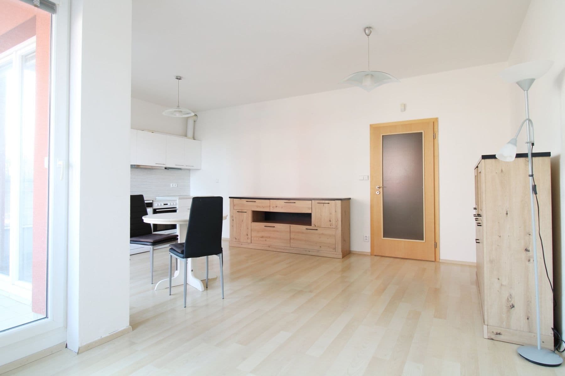 Prenájom bytu 1-izbový 41 m², Nad Akcízem, Praha, Praha Prenájom bytu 1-izbový 41 m², Nad Akcízem, Praha, Praha