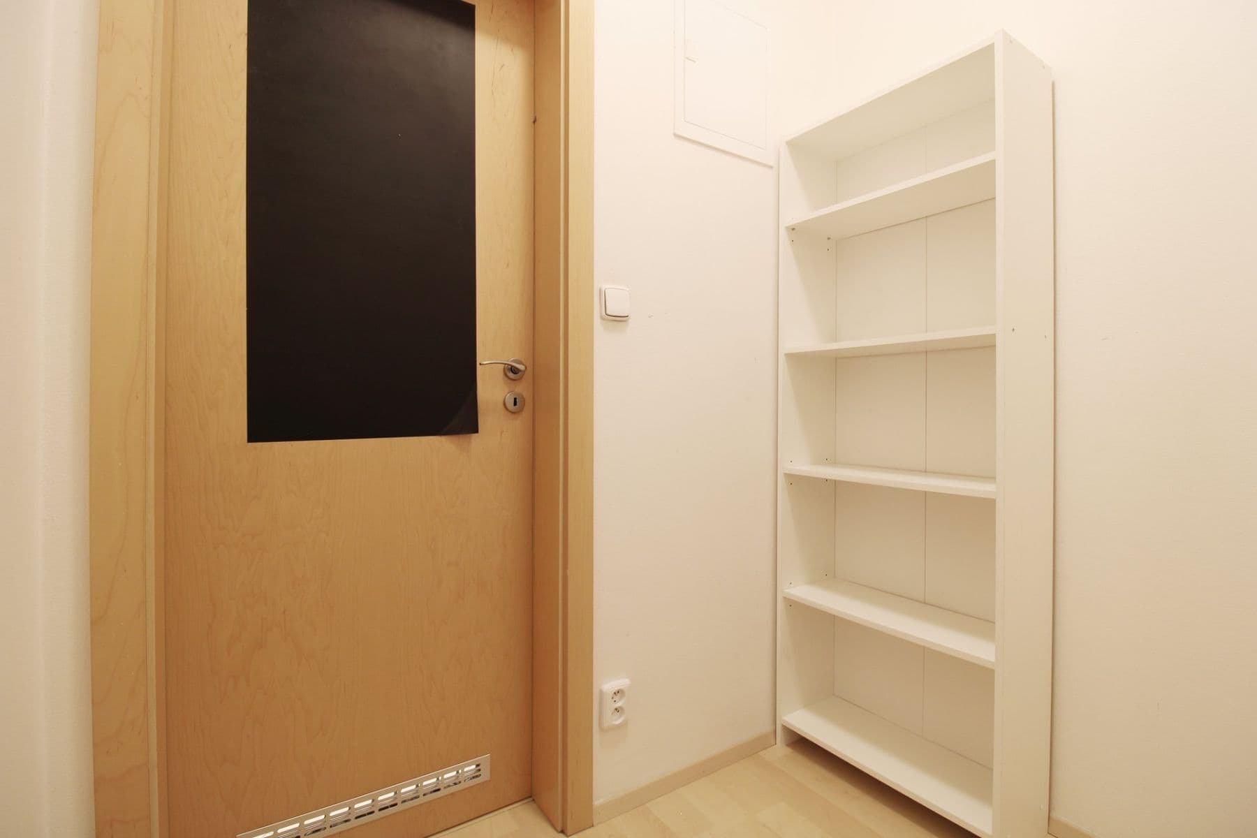 Prenájom bytu 1-izbový 41 m², Nad Akcízem, Praha, Praha Prenájom bytu 1-izbový 41 m², Nad Akcízem, Praha, Praha