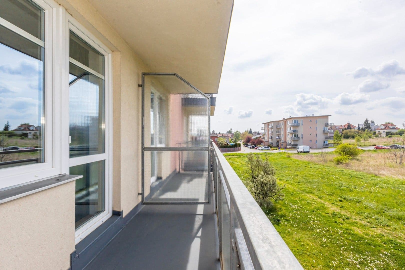 Prenájom bytu 1-izbový 35 m², Najdrova, Roztoky, Středočeský kraj Prenájom bytu 1-izbový 35 m², Najdrova, Roztoky, Středočeský kraj