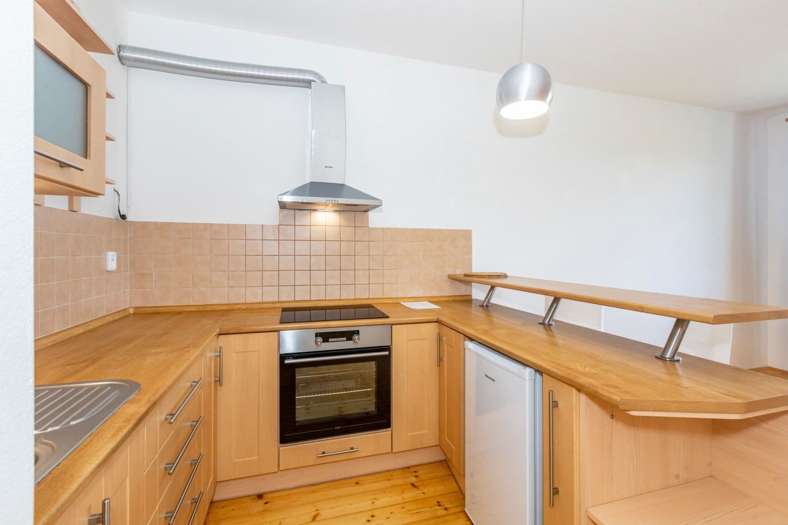 Prenájom bytu 1-izbový 35 m², Najdrova, Roztoky, Středočeský kraj Prenájom bytu 1-izbový 35 m², Najdrova, Roztoky, Středočeský kraj