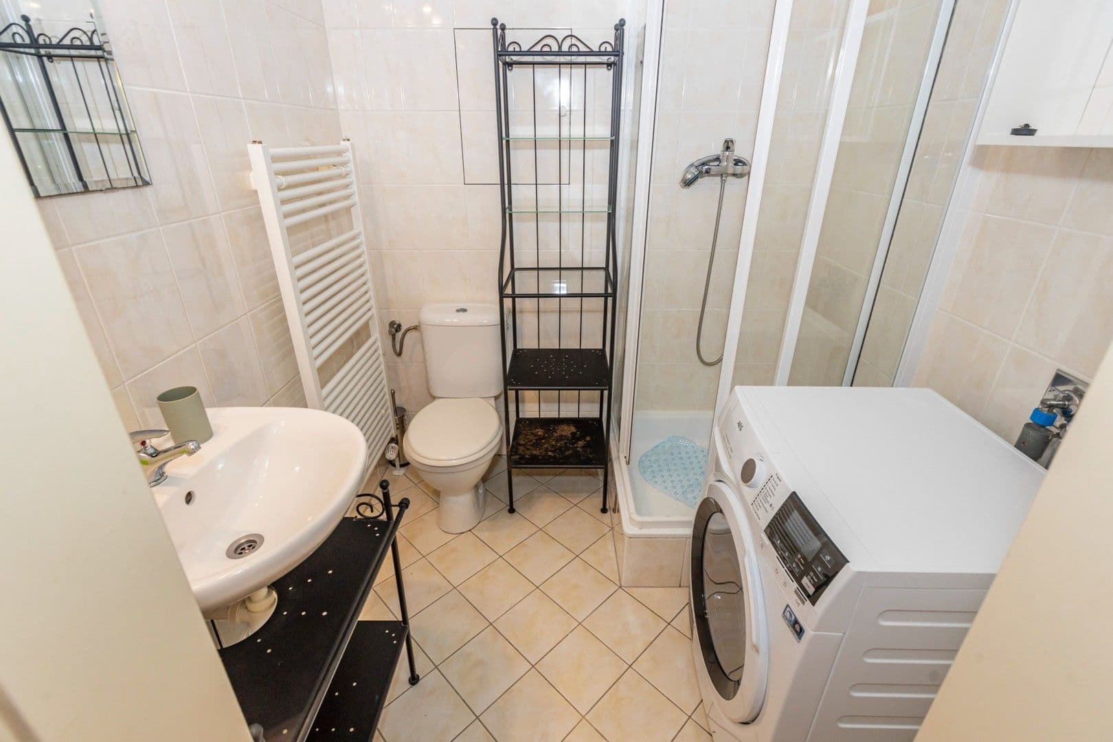 Prenájom bytu 1-izbový 35 m², Najdrova, Roztoky, Středočeský kraj Prenájom bytu 1-izbový 35 m², Najdrova, Roztoky, Středočeský kraj