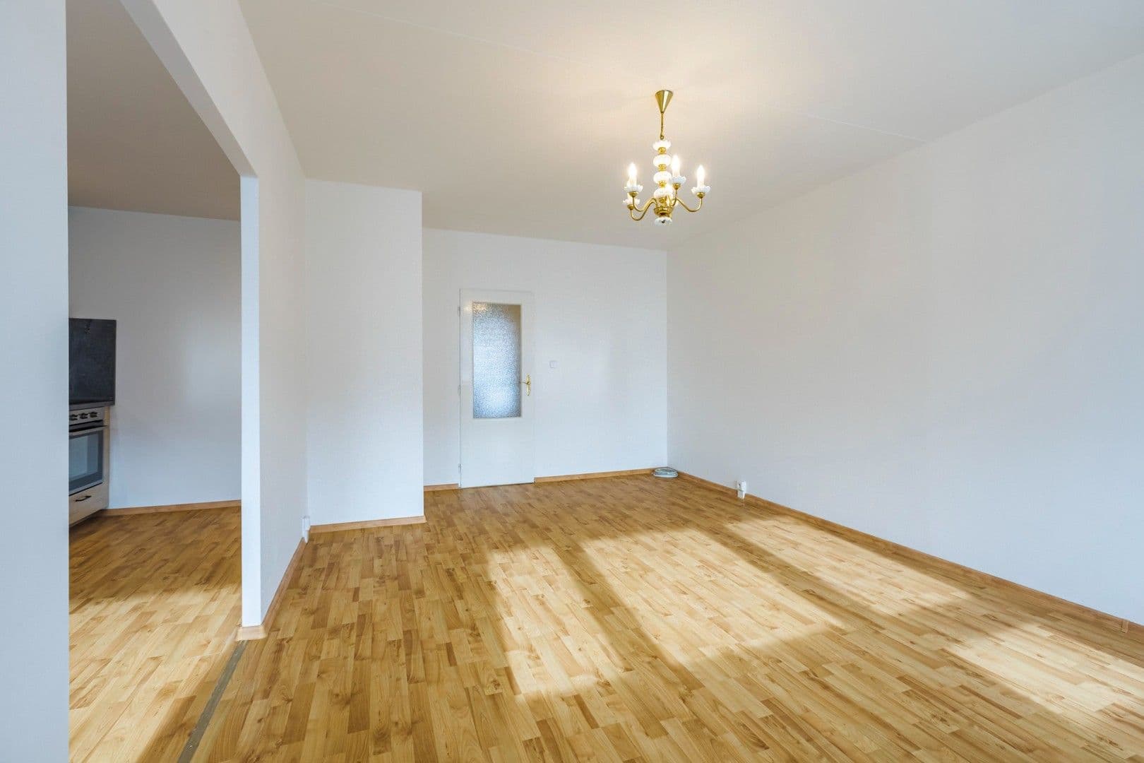 Prenájom bytu 3-izbový 75 m², Dědinova, Praha, Praha Prenájom bytu 3-izbový 75 m², Dědinova, Praha, Praha