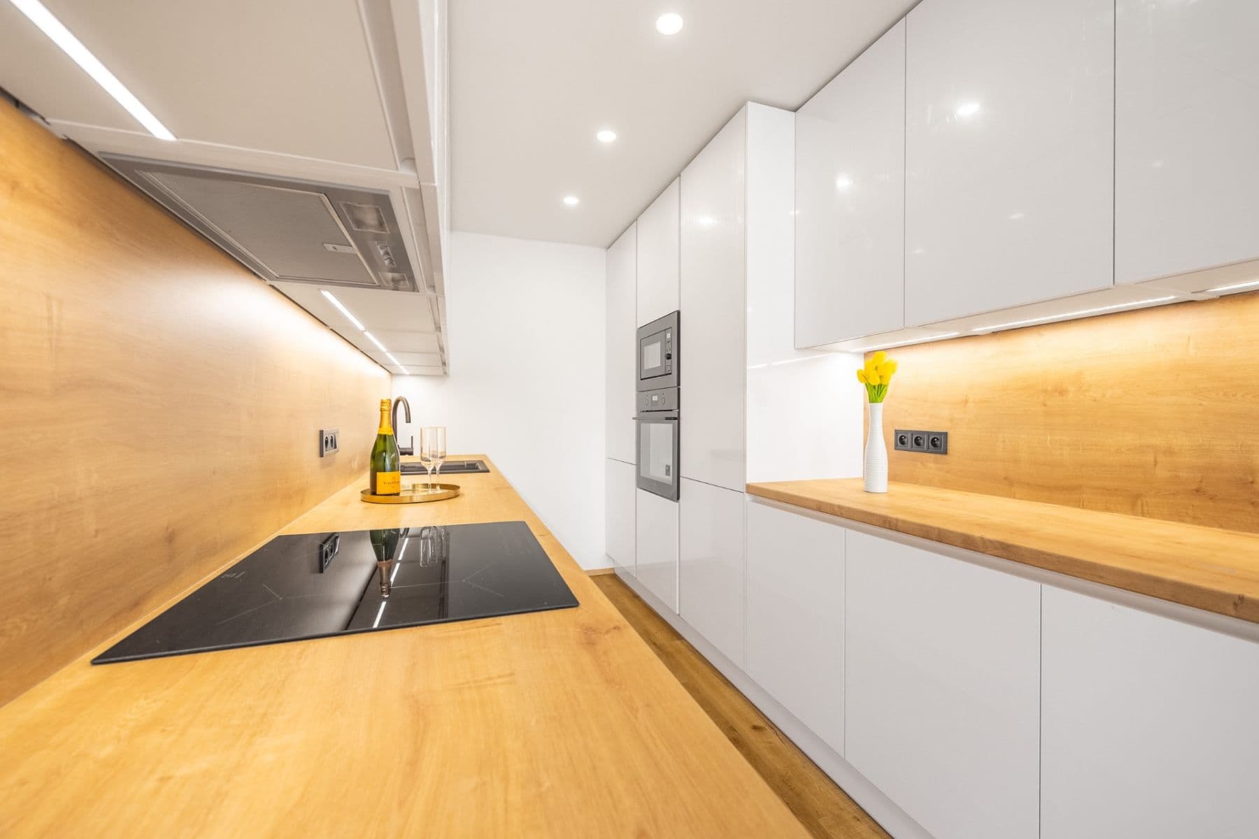 Predaj bytu 3-izbový 69 m², Hrudičkova, Praha, Praha Predaj bytu 3-izbový 69 m², Hrudičkova, Praha, Praha