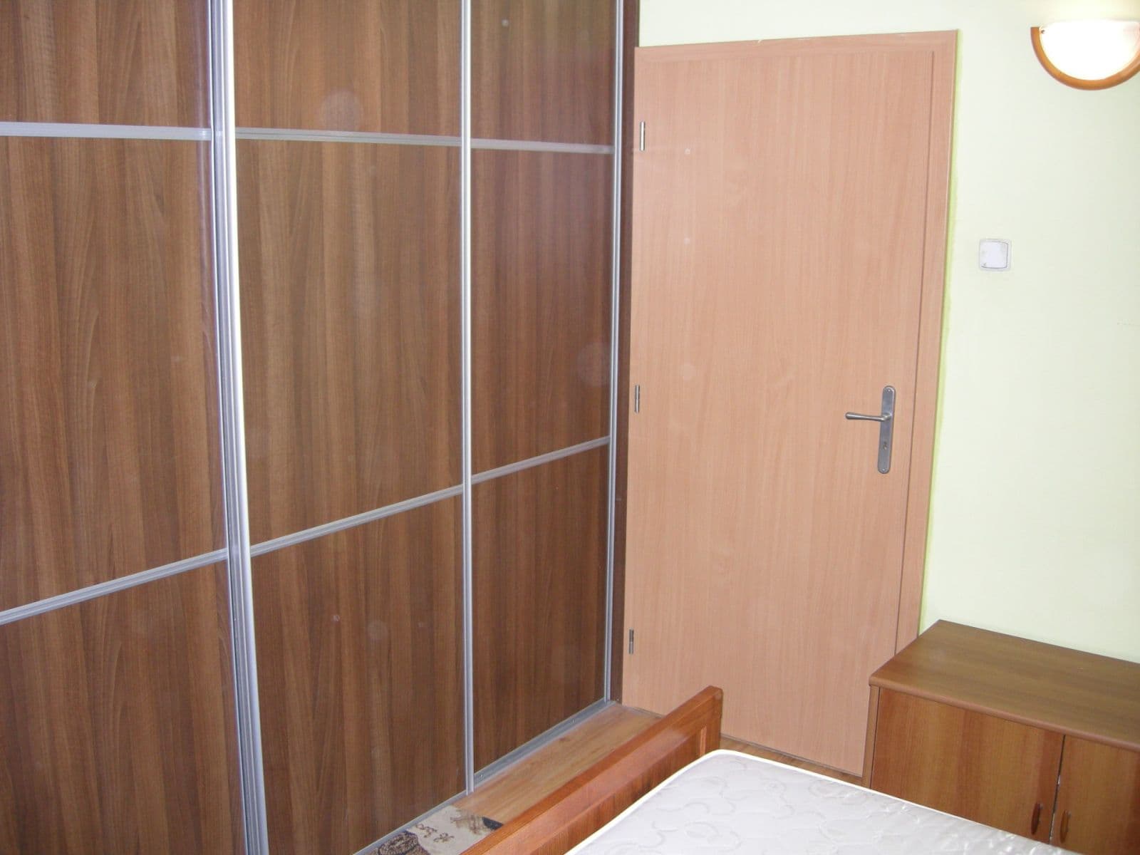 Predaj bytu 4-izbový 80 m², Cabanova, Dúbravka, Bratislavský kraj Predaj bytu 4-izbový 80 m², Cabanova, Dúbravka, Bratislavský kraj