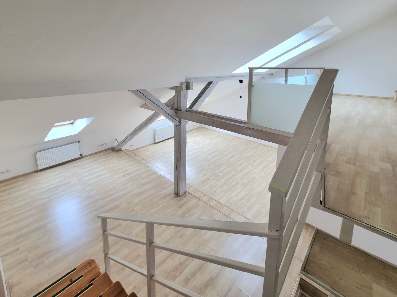 Prenájom bytu 3-izbový 119 m², Rybalkova, Praha, Praha Prenájom bytu 3-izbový 119 m², Rybalkova, Praha, Praha