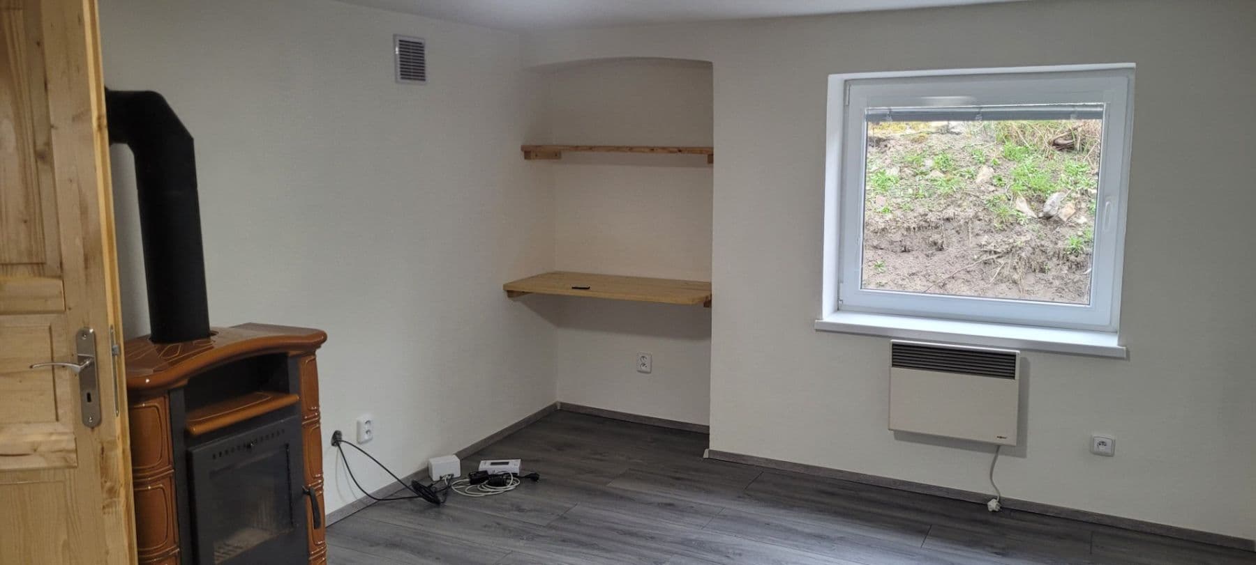 Prenájom bytu 1-izbový 25 m², Malostranské náměstí, Starý Plzenec, Plzeňský kraj Prenájom bytu 1-izbový 25 m², Malostranské náměstí, Starý Plzenec, Plzeňský kraj