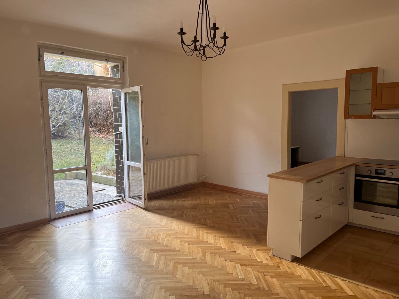 Prenájom bytu 3-izbový 80 m², V Cibulkách, Praha, Praha Prenájom bytu 3-izbový 80 m², V Cibulkách, Praha, Praha