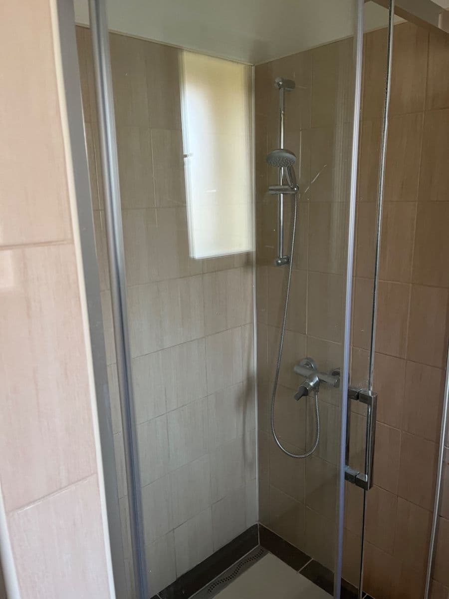 Prenájom bytu 3-izbový 80 m², V Cibulkách, Praha, Praha Prenájom bytu 3-izbový 80 m², V Cibulkách, Praha, Praha