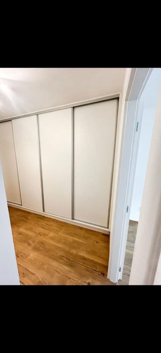 Predaj bytu 2-izbový 40 m², Polská, Kladno, Středočeský kraj Predaj bytu 2-izbový 40 m², Polská, Kladno, Středočeský kraj