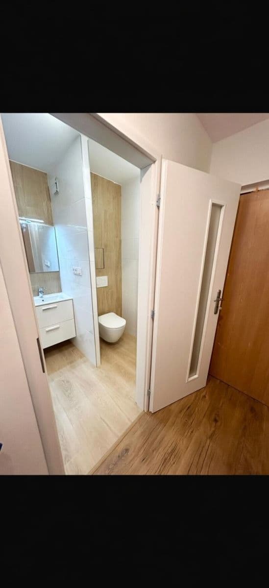 Predaj bytu 2-izbový 40 m², Polská, Kladno, Středočeský kraj Predaj bytu 2-izbový 40 m², Polská, Kladno, Středočeský kraj