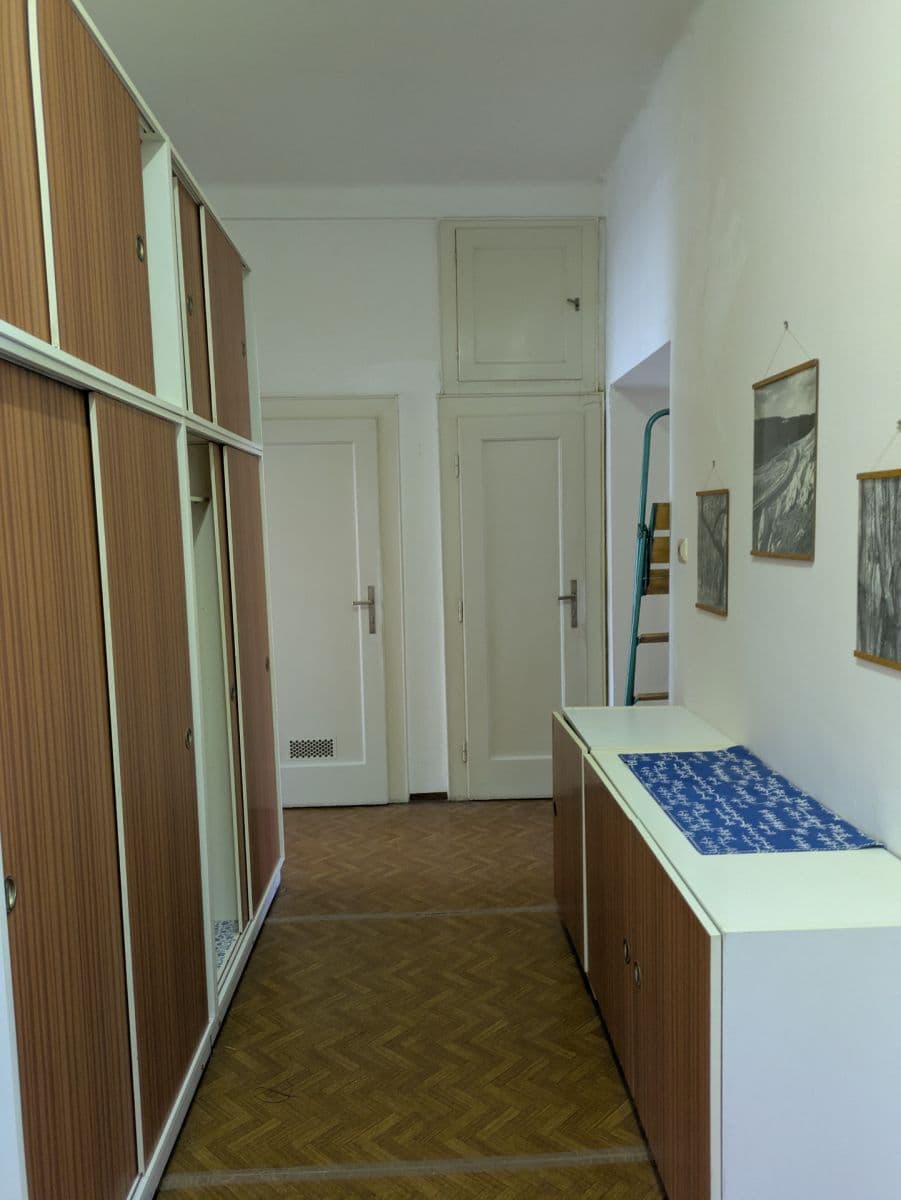 Prenájom bytu 3-izbový 112 m², Stojanova, Brno, Jihomoravský kraj Prenájom bytu 3-izbový 112 m², Stojanova, Brno, Jihomoravský kraj