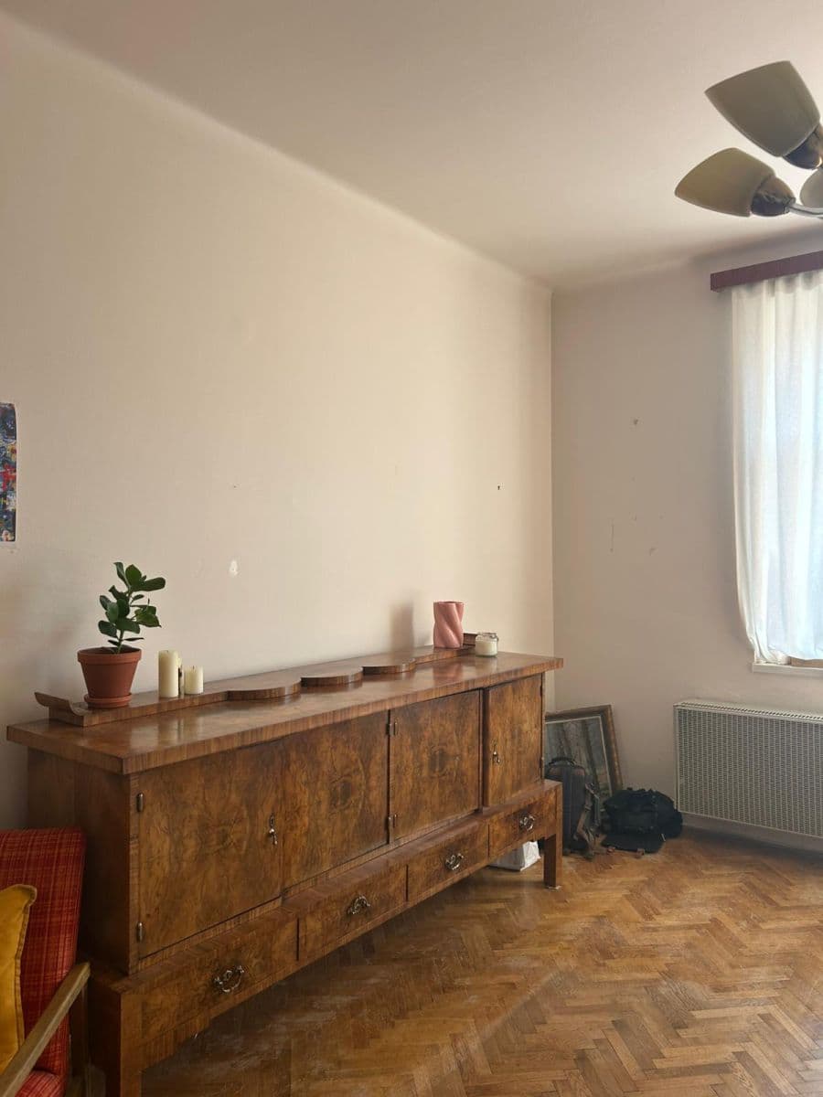 Prenájom bytu 3-izbový 112 m², Stojanova, Brno, Jihomoravský kraj Prenájom bytu 3-izbový 112 m², Stojanova, Brno, Jihomoravský kraj