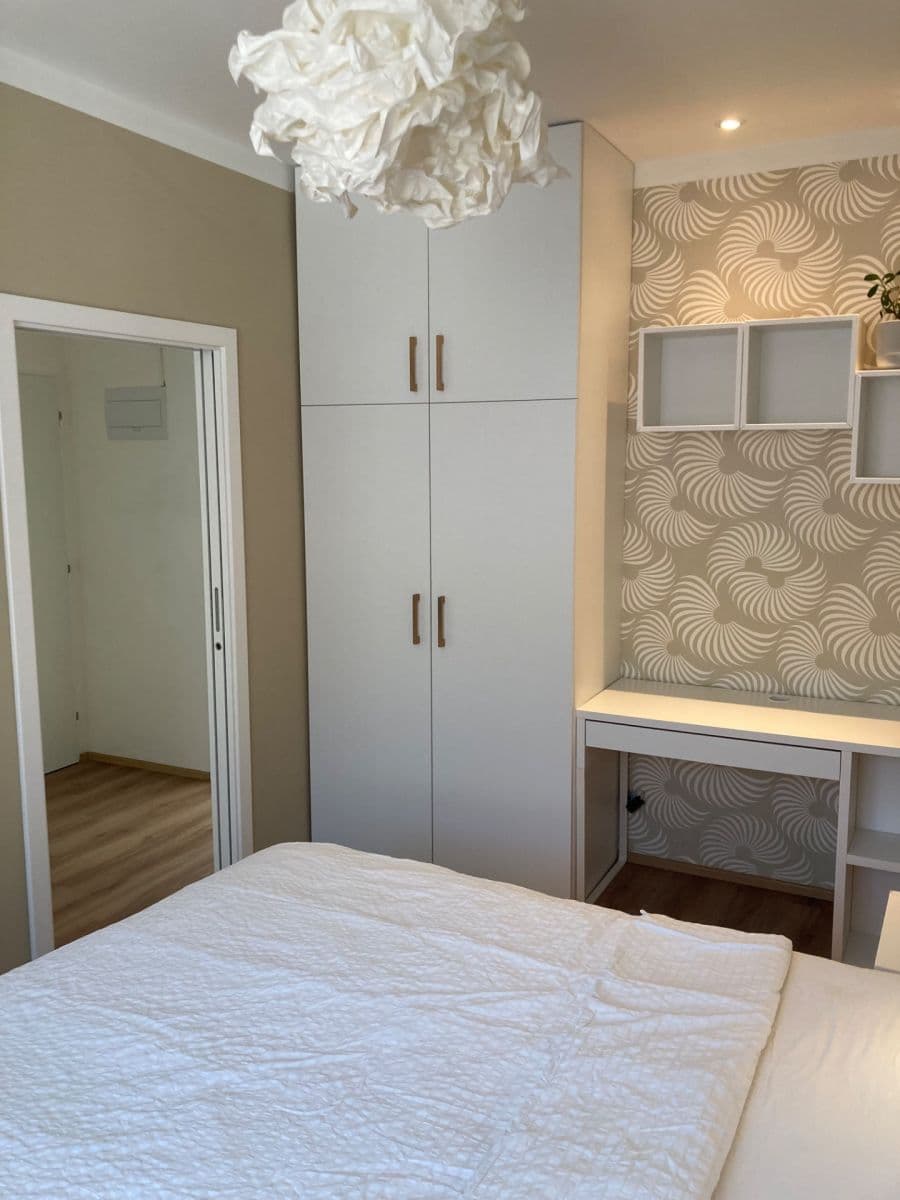 Prenájom bytu 3-izbový 62 m², Pod Barvířkou, Praha, Praha Prenájom bytu 3-izbový 62 m², Pod Barvířkou, Praha, Praha