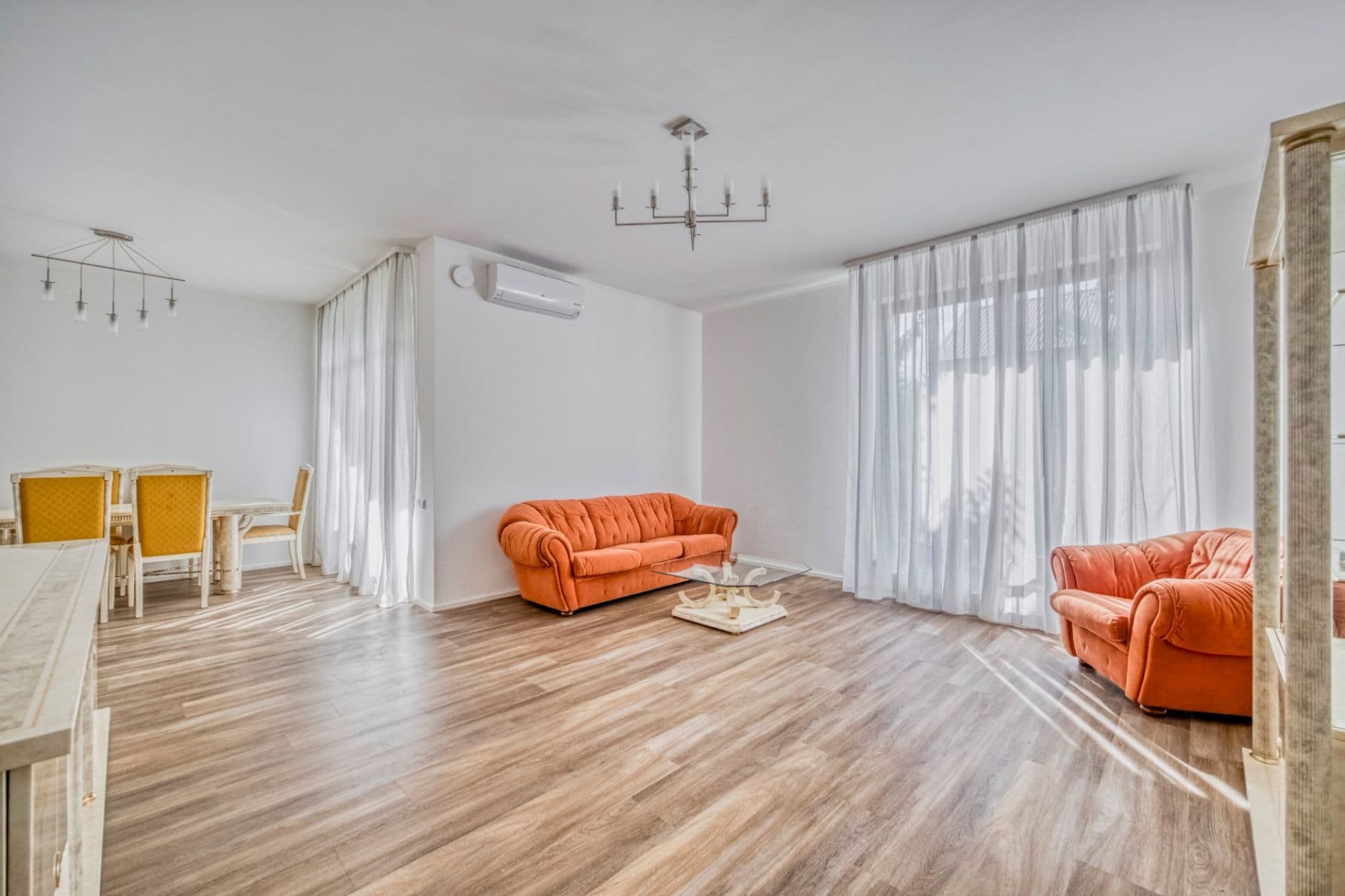Predaj bytu 5-izbový 190 m², U Dvojdomů, Praha, Praha Predaj bytu 5-izbový 190 m², U Dvojdomů, Praha, Praha