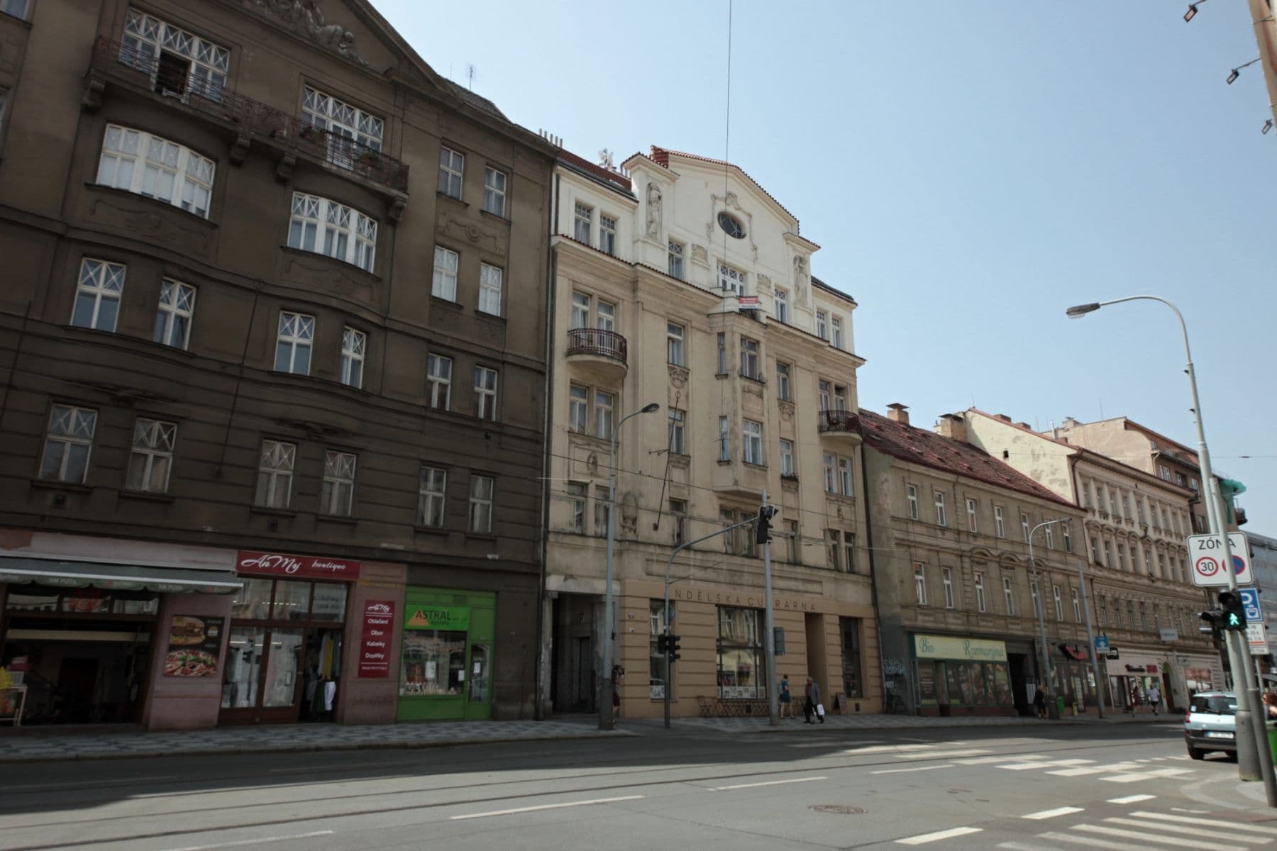 Prenájom bytu 24 m², Nádražní, Praha, Praha Prenájom bytu 24 m², Nádražní, Praha, Praha