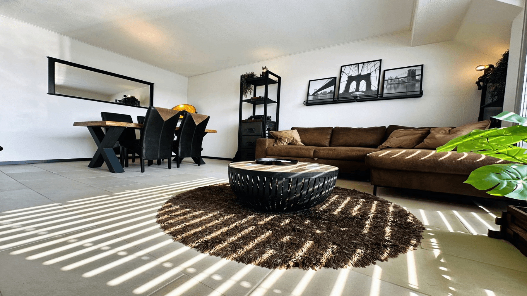 Prenájom bytu 2-izbový 65 m², Köln, Severné Porýnie - Westfálsko Prenájom bytu 2-izbový 65 m², Köln, Severné Porýnie - Westfálsko