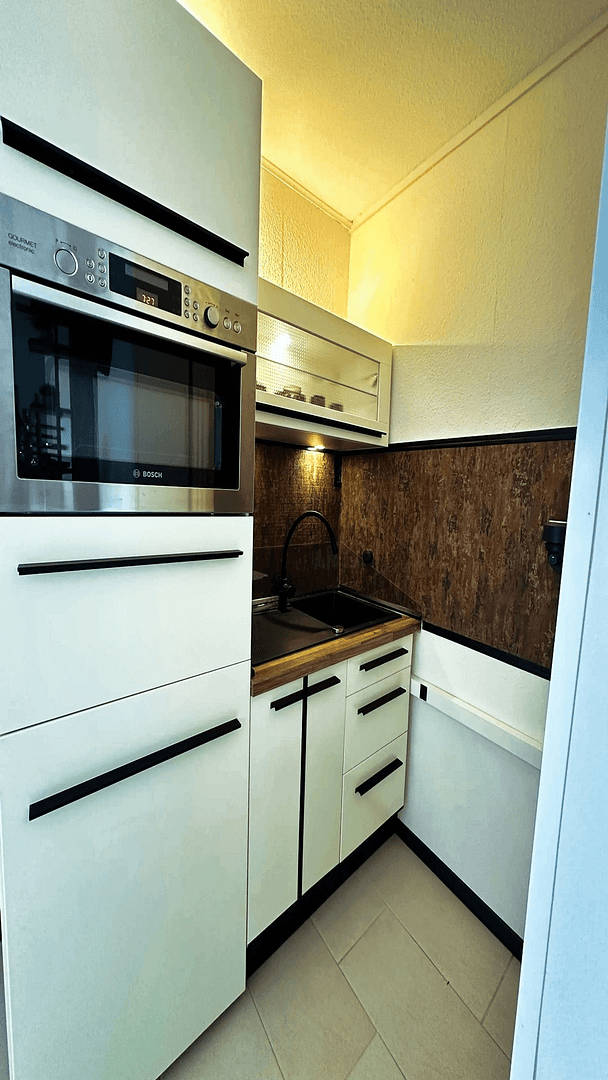 Prenájom bytu 2-izbový 65 m², Köln, Severné Porýnie - Westfálsko Prenájom bytu 2-izbový 65 m², Köln, Severné Porýnie - Westfálsko